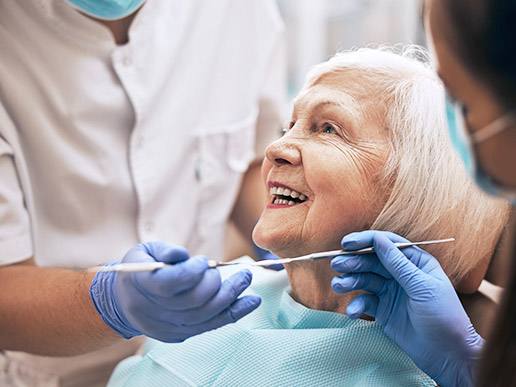 Implantología y Cirugía Oral en Sevilla.