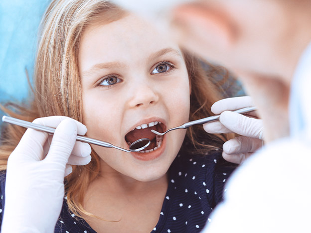 como trabajamos odontopediatria en sevilla clinica dental baquero